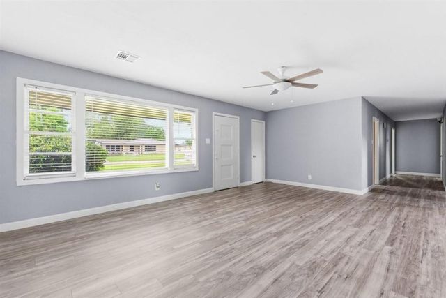 412 Glover Street, Lake Charles, LA 70605