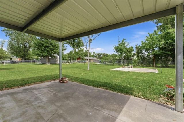 412 Glover Street, Lake Charles, LA 70605
