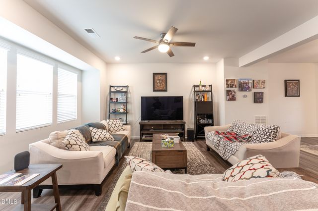 1296 Barn Cat Way, Apex, NC 27502