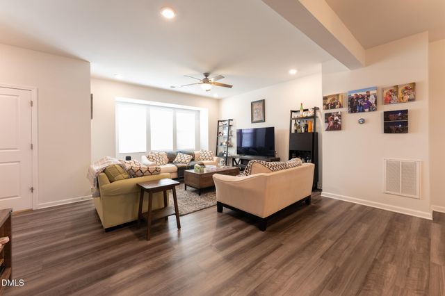 1296 Barn Cat Way, Apex, NC 27502