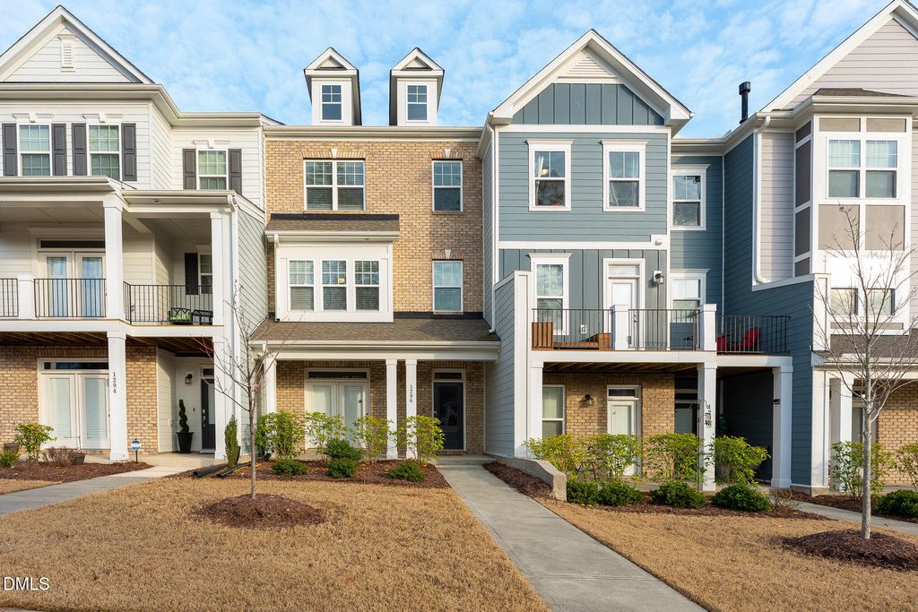 1296 Barn Cat Way, Apex, NC 27502