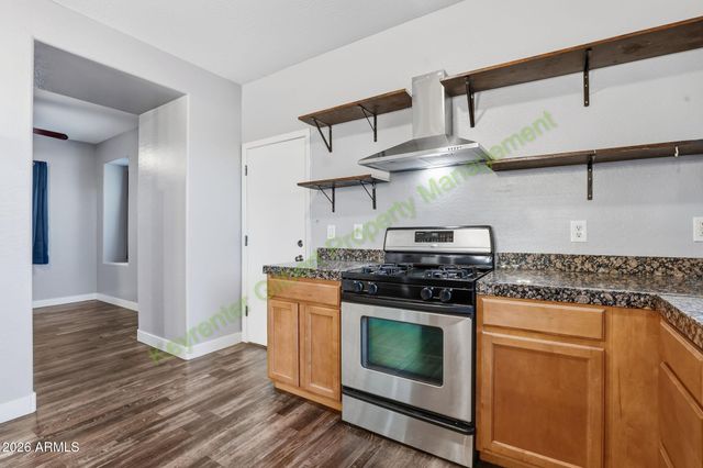 1621 S STARLING Drive, Gilbert, AZ 85295