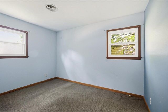 6620 W Morgan AVENUE, Milwaukee, WI 53220