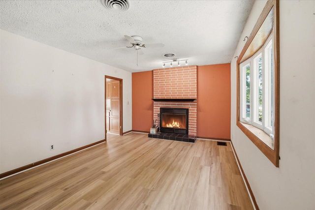 6620 W Morgan AVENUE, Milwaukee, WI 53220