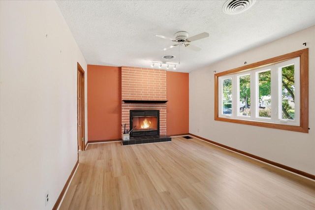 6620 W Morgan AVENUE, Milwaukee, WI 53220