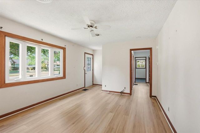 6620 W Morgan AVENUE, Milwaukee, WI 53220