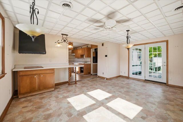 6620 W Morgan AVENUE, Milwaukee, WI 53220