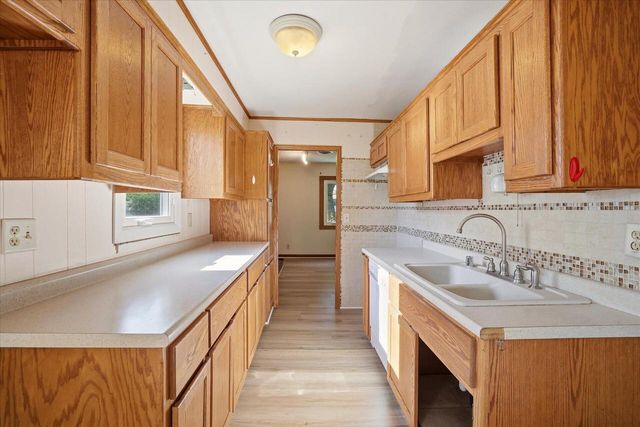 6620 W Morgan AVENUE, Milwaukee, WI 53220