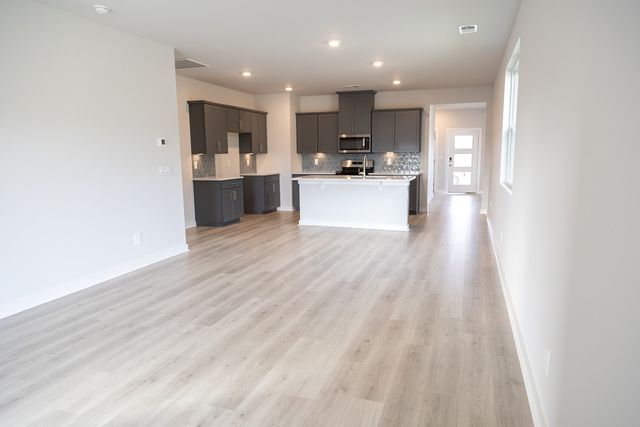 2012 Skippack PVT Circle, Gallatin, TN 37066