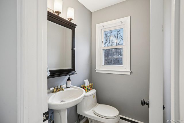 44 Minuteman Circle, Orangeburg, NY 10962