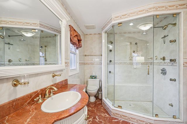 44 Minuteman Circle, Orangeburg, NY 10962