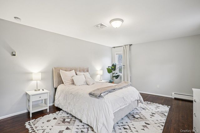 44 Minuteman Circle, Orangeburg, NY 10962