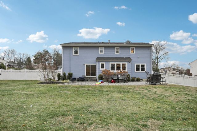 44 Minuteman Circle, Orangeburg, NY 10962