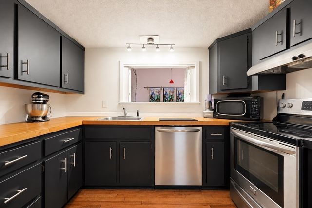 2415 Bay Rd, Sharon, MA 02067