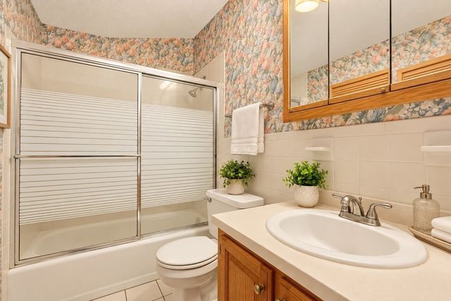 2415 Bay Rd, Sharon, MA 02067