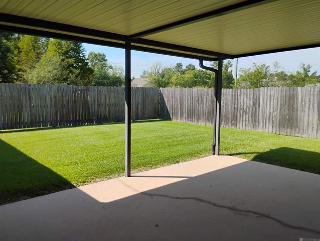 25595 Ashland Bend Drive, Denham Springs, LA 70726