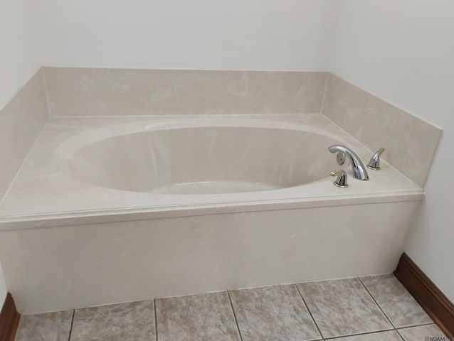 25595 Ashland Bend Drive, Denham Springs, LA 70726