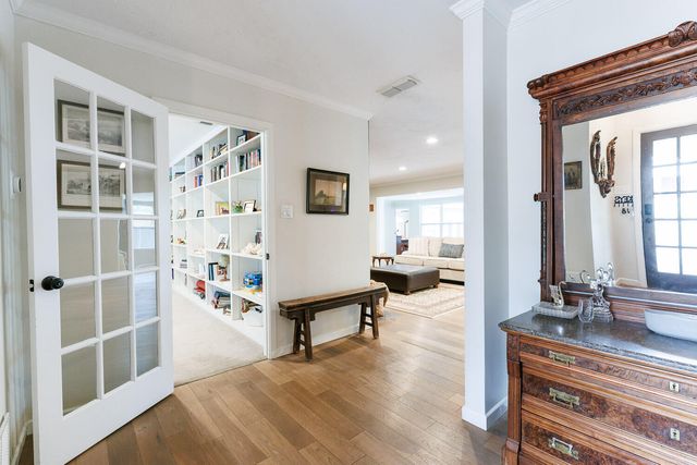 2813 22nd Street, Lubbock, TX 79410