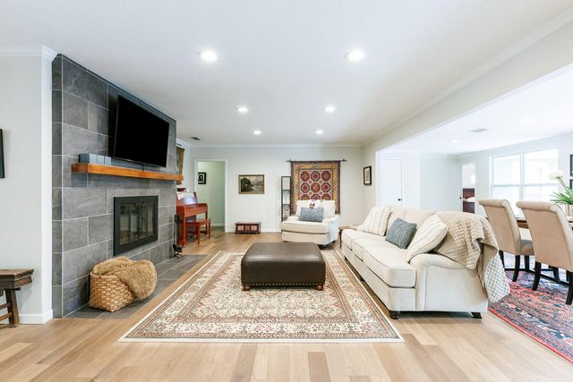 2813 22nd Street, Lubbock, TX 79410