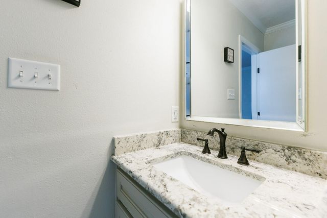 2813 22nd Street, Lubbock, TX 79410