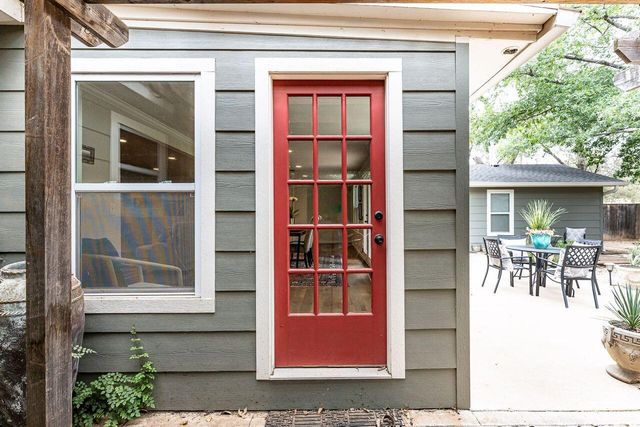 2813 22nd Street, Lubbock, TX 79410