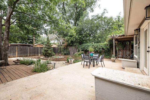 2813 22nd Street, Lubbock, TX 79410