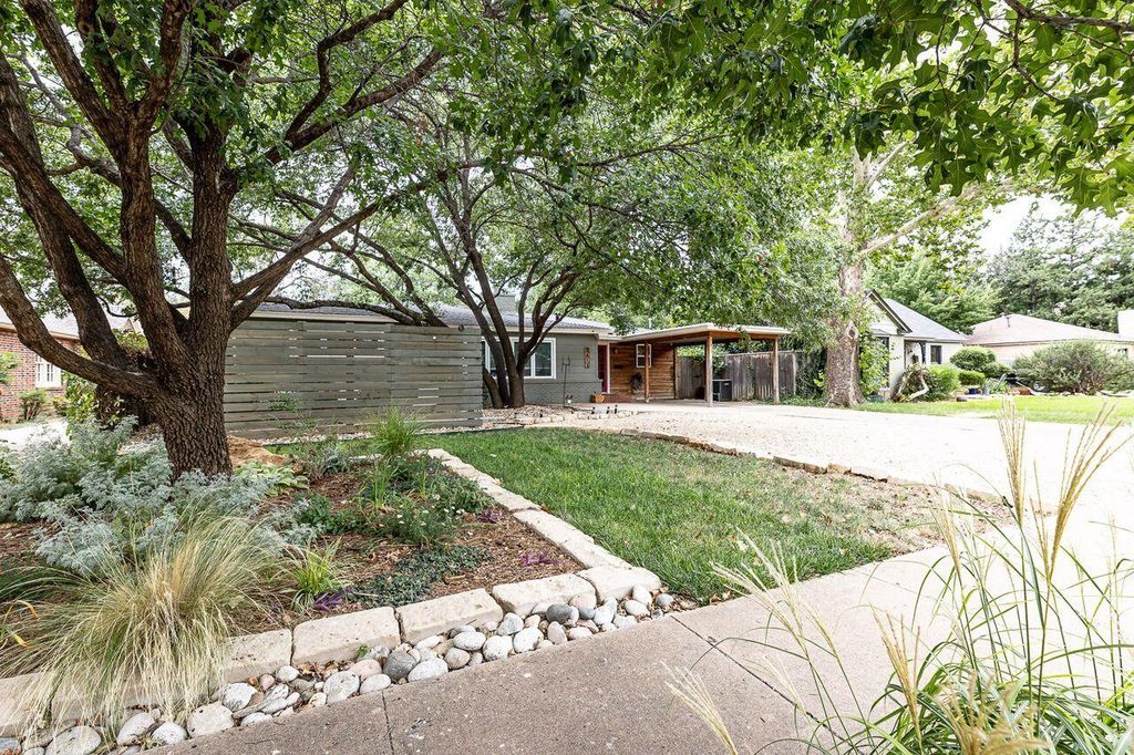 2813 22nd Street, Lubbock, TX 79410
