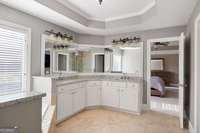 227 Oakwind Pte, Acworth, GA 30101