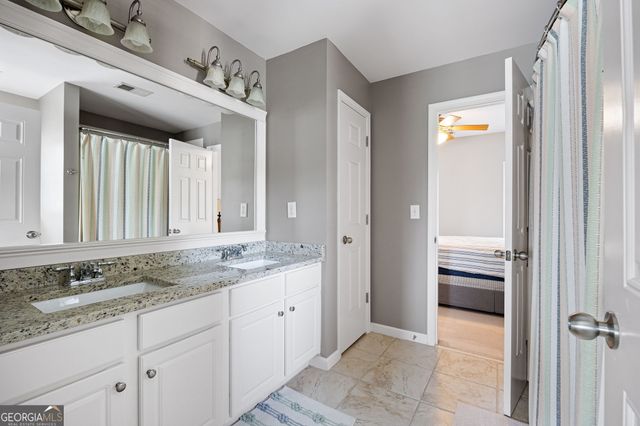 227 Oakwind Pte, Acworth, GA 30101