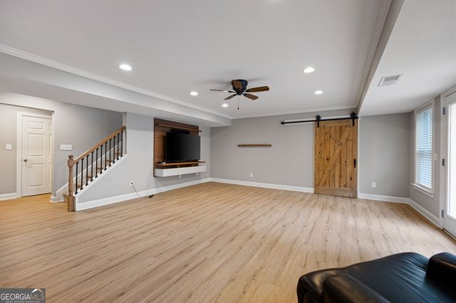 227 Oakwind Pte, Acworth, GA 30101