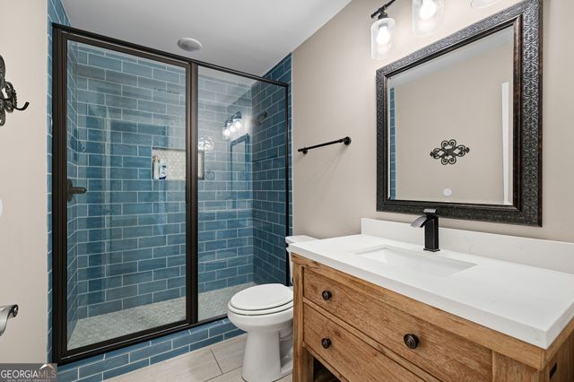 227 Oakwind Pte, Acworth, GA 30101