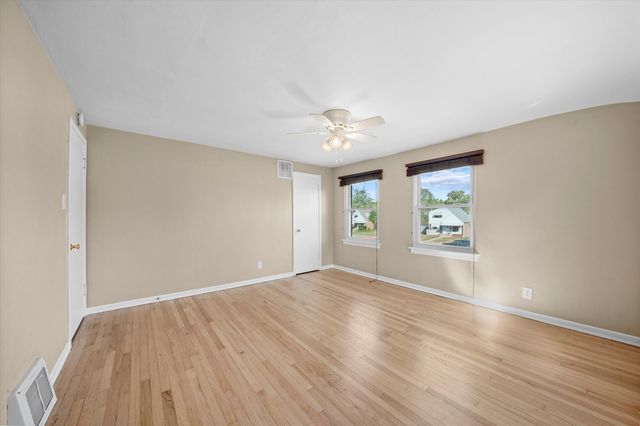 1380 Wentworth Avenue, Calumet City, IL 60409