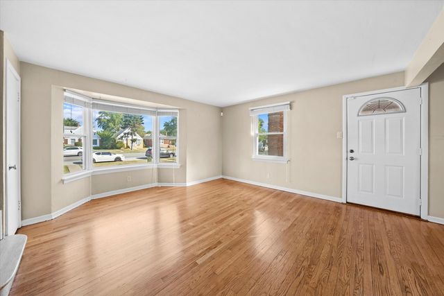 1380 Wentworth Avenue, Calumet City, IL 60409