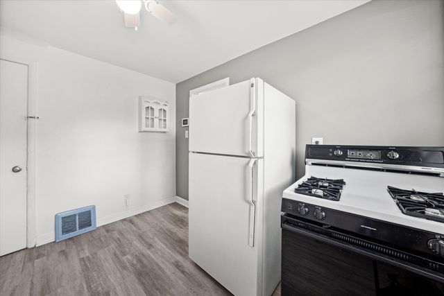 1380 Wentworth Avenue, Calumet City, IL 60409