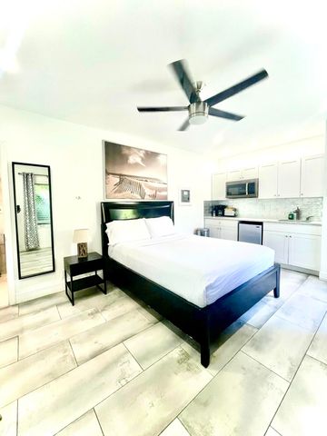 626 NE 17th Way, Fort Lauderdale, FL 33304