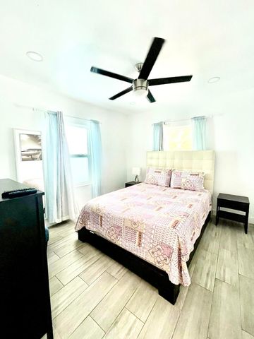 626 NE 17th Way, Fort Lauderdale, FL 33304