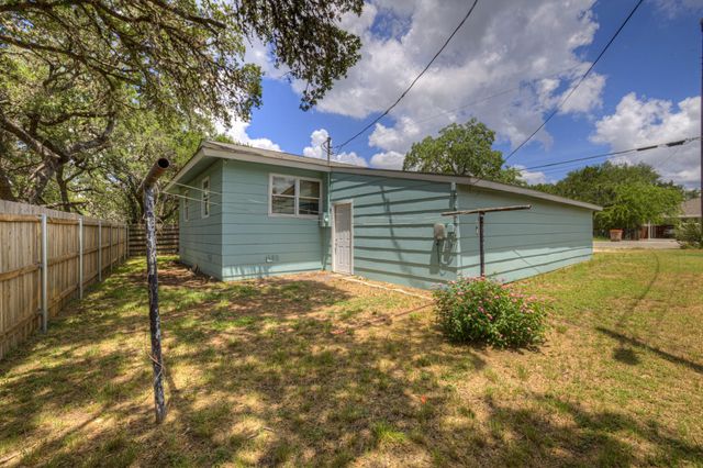 1685 LAKEVIEW DR, Canyon Lake, TX 78133