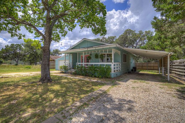 1685 LAKEVIEW DR, Canyon Lake, TX 78133
