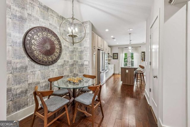 307 Canton Way, Roswell, GA 30075