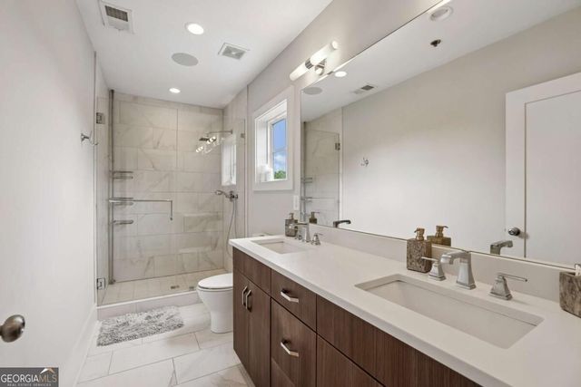 307 Canton Way, Roswell, GA 30075