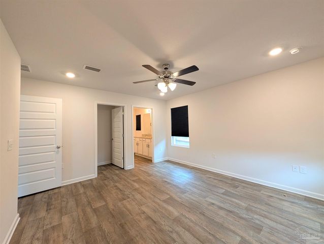 7516 Oak Lake Blvd, Pensacola, FL 32526