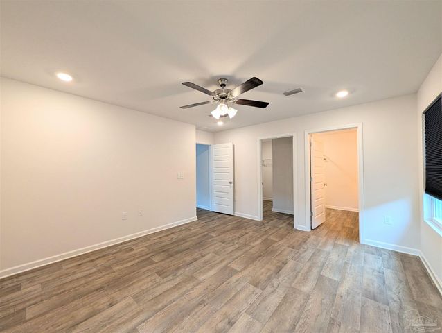 7516 Oak Lake Blvd, Pensacola, FL 32526