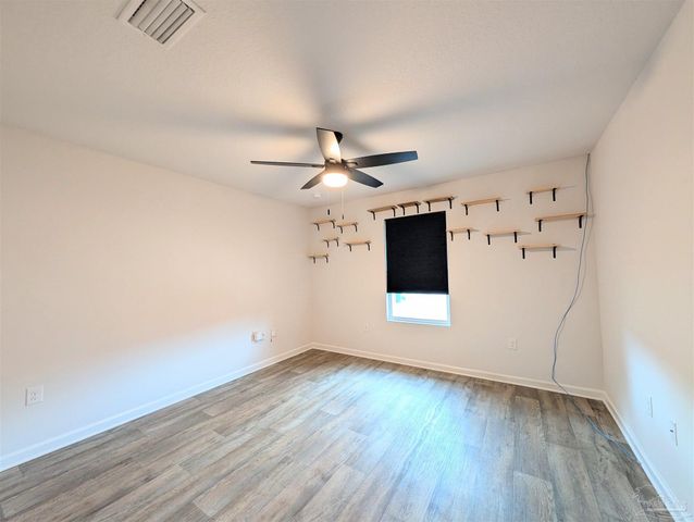 7516 Oak Lake Blvd, Pensacola, FL 32526