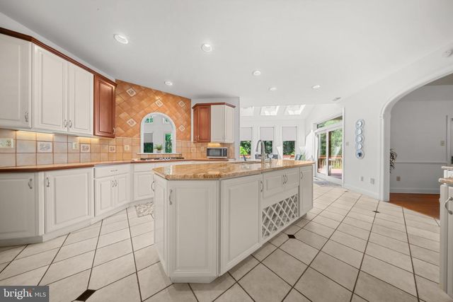 411 MARIE DR, Wallingford, PA 19086