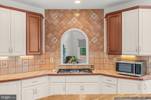 411 MARIE DR, Wallingford, PA 19086