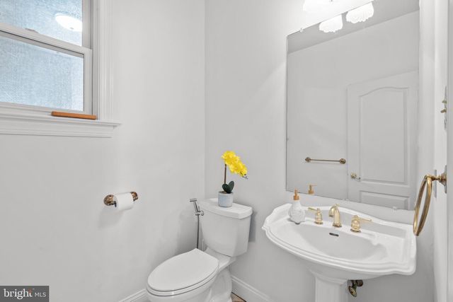 411 MARIE DR, Wallingford, PA 19086