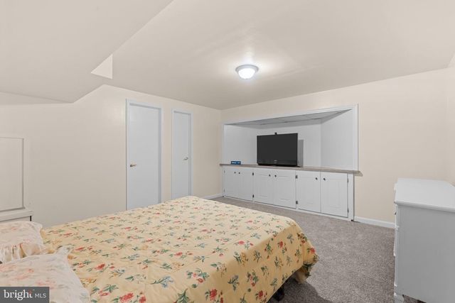 411 MARIE DR, Wallingford, PA 19086