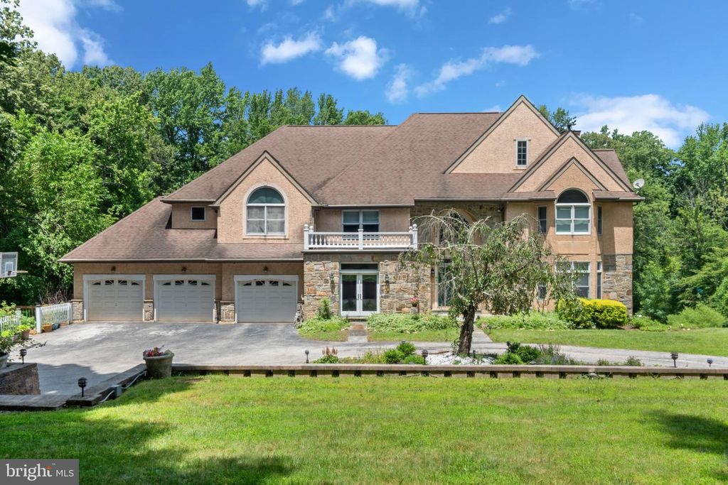 411 MARIE DR, Wallingford, PA 19086