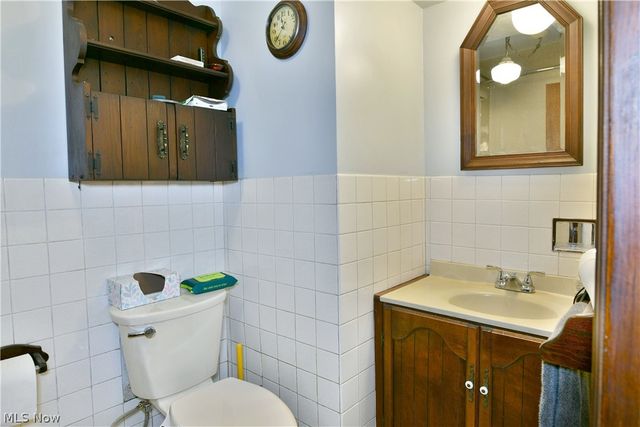 884 Keefer Road, Girard, OH 44420