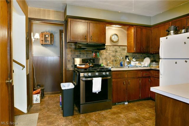 884 Keefer Road, Girard, OH 44420
